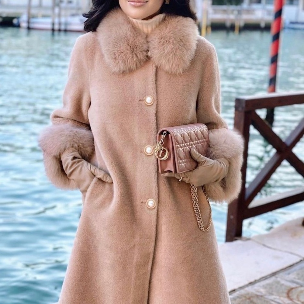 Santinni London 100% Lambswool Coat